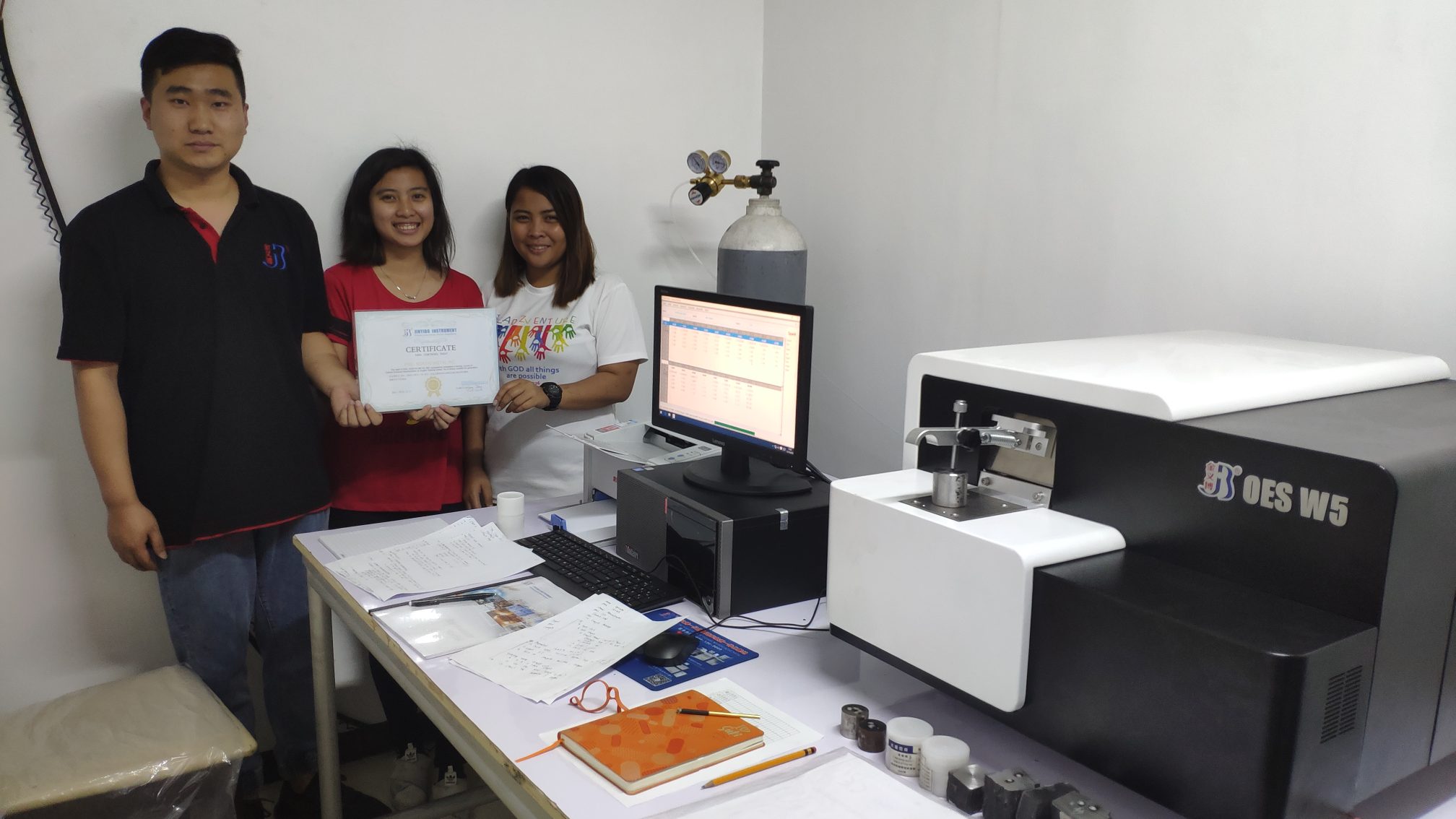 Spectromètre à lecture directe W5 pour acier au carbone ASTM 1045, ASTM 1060, Q235, Q275